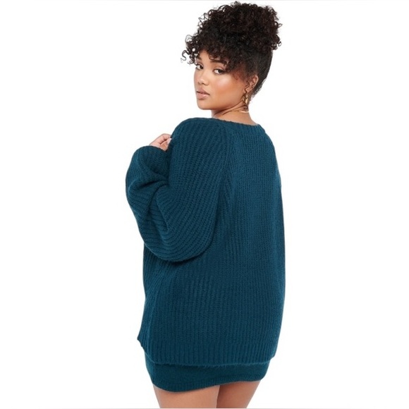 SAVAGE x FENTY Fuzz Fit Knit V-neck Oversized Sweater Blue Reflection Size M - Picture 8 of 12